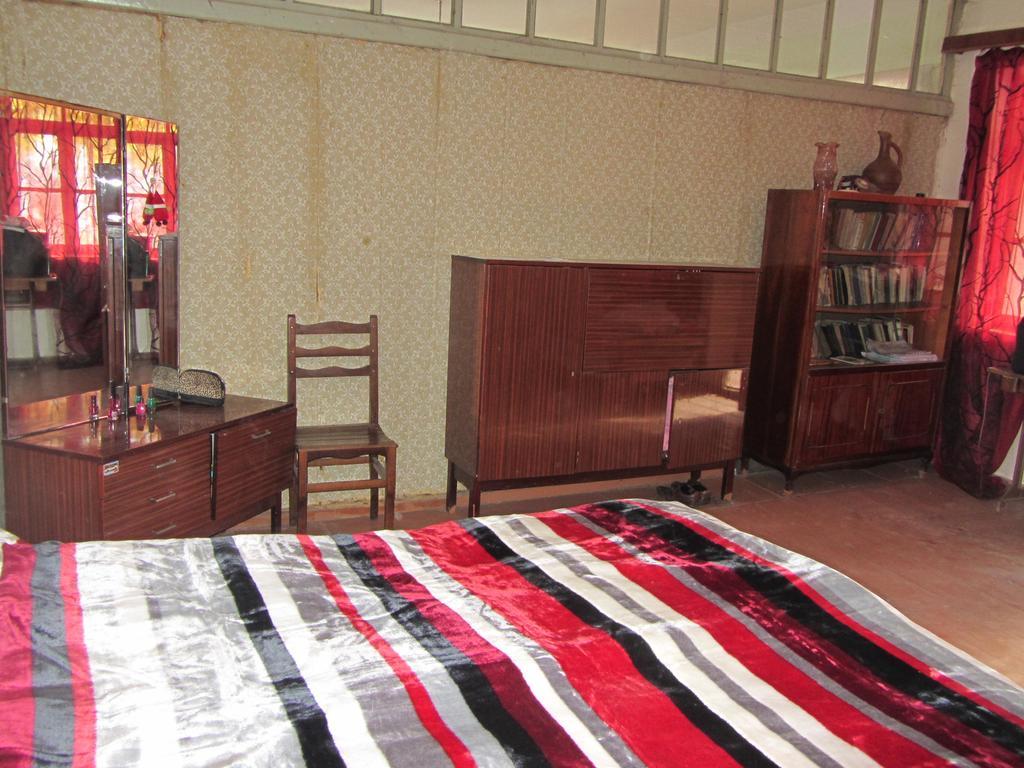 Guest House Adelina Μέστια Εξωτερικό φωτογραφία