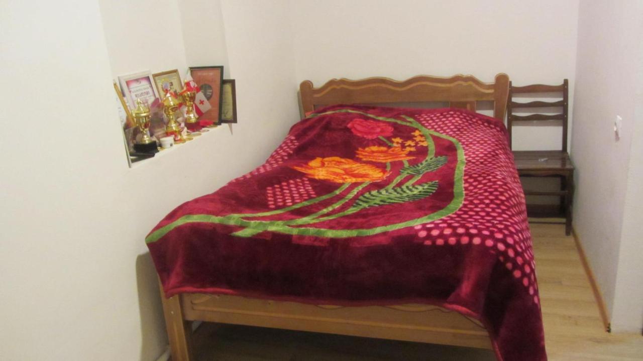Guest House Adelina Μέστια Εξωτερικό φωτογραφία