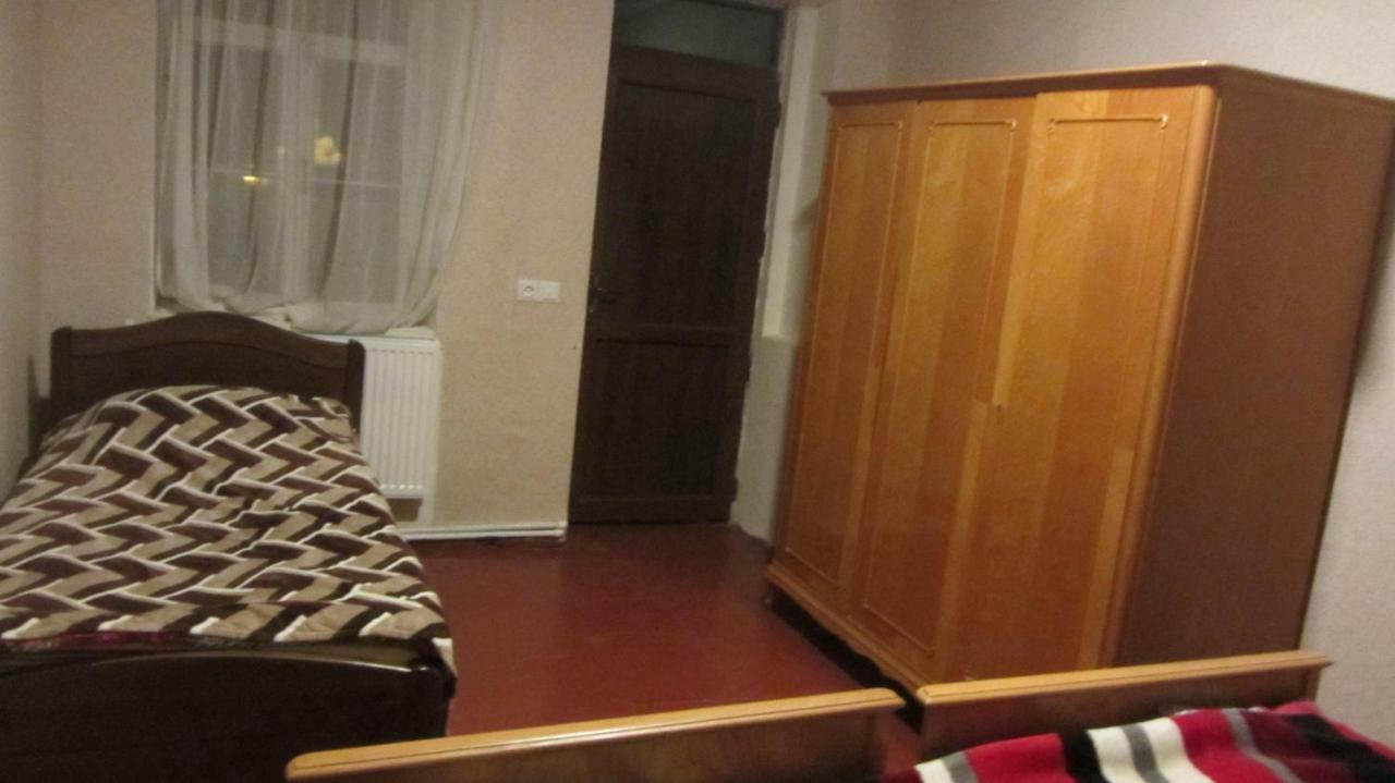 Guest House Adelina Μέστια Εξωτερικό φωτογραφία